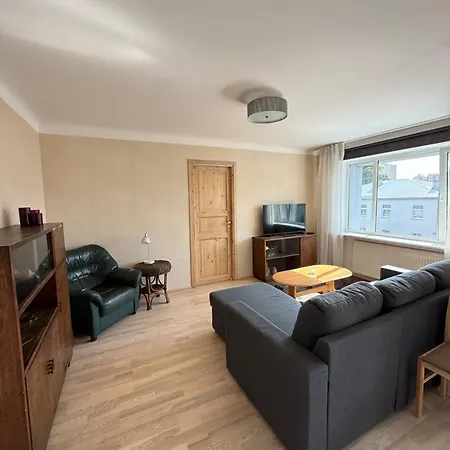 Apartment Ma Reval